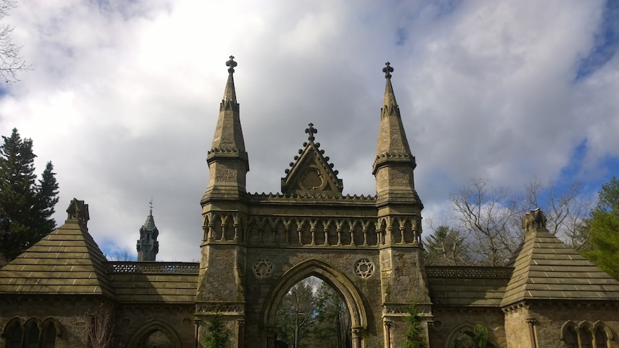 Forest Hills Cemetery