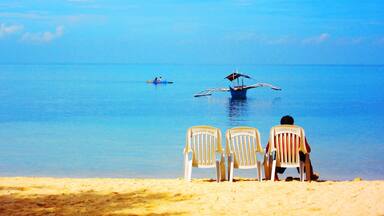 Can you spot the thin #blue line that separates the sea from the sky? This scenic spot is located in the southern part of Negros Island in the Philippines.