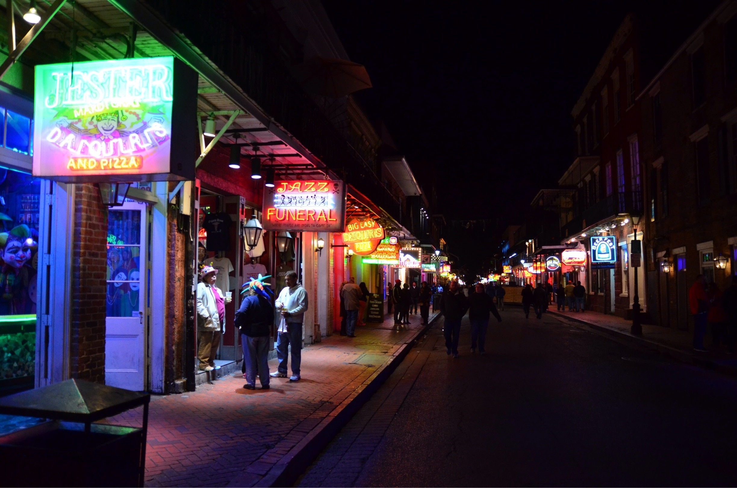 Bourbon Street, New Orleans holiday accommodation: chalets & more | Stayz