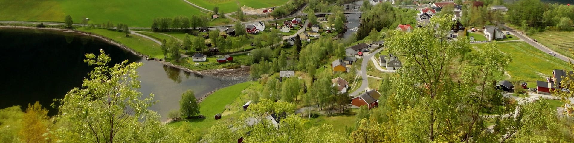 From a viewpoint on the #Sengaberget trail with our #P&O #cruiseship in sight down below.
#lifeatexpedia #waterlust #Green #Troveon #skjolden #norway #Parks #Mountains  #aboveitall #adventure