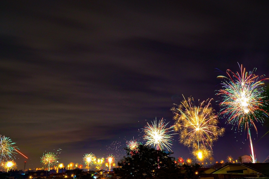 Just greeting everyone a Happy New Year!