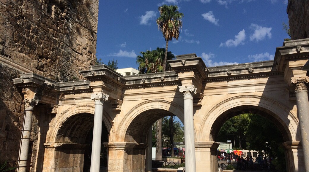 Hadrian's Gate, Antalya, Antalya Region, Türkiye