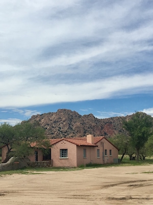 The Amerind Museum in Southeast Arizona is a great place to learn about Native American culture and history. Exhibits range from excavations of Paquime in Mexico to more modern stories about the importance of running in Native culture. #arizona