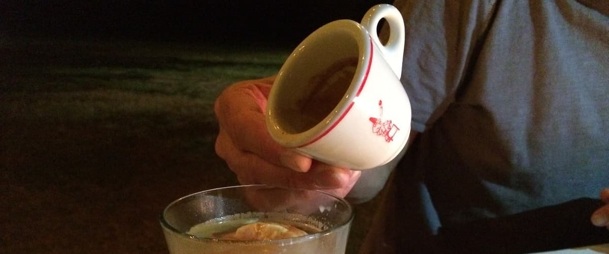 Lifted from montauk next to the Crabby Cowboy, Moby's reconstituted here in Amagansett in an even better setting.  Picnic tables on a huge lawn with a giant lifeguard chair makes it perfect for families, but it's sultry enough for my stylish single friends to sit at the bar.  Food is excellent.