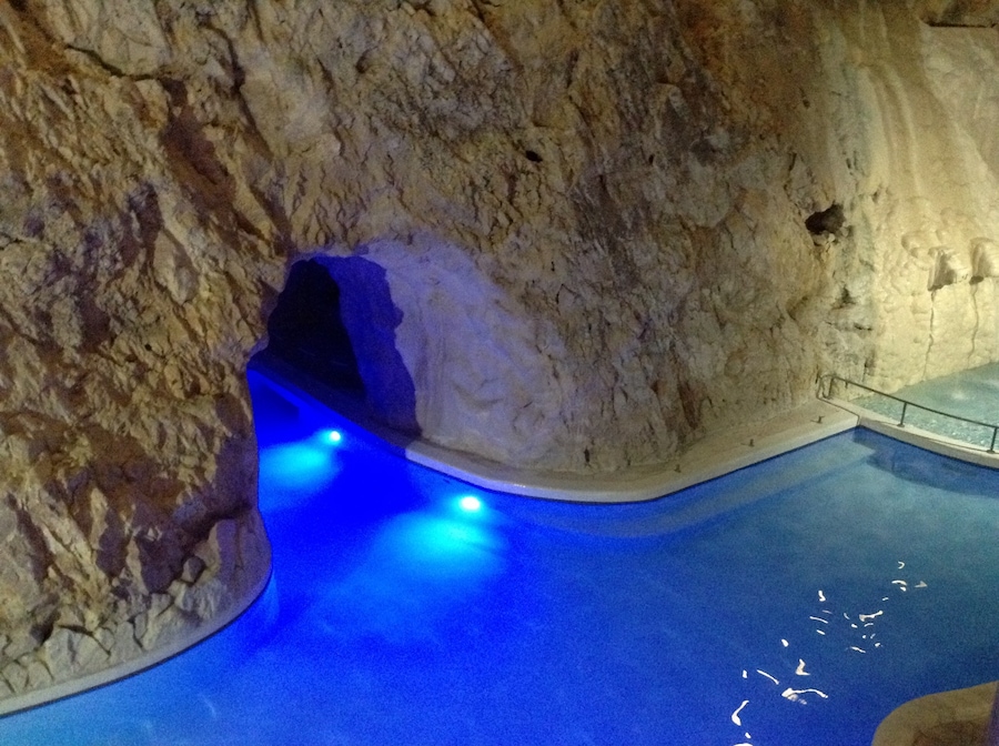 An intriguing thermal spa in Miskolc is built within a cave. There are several tunnels connecting larger pools, as well as sauna, steam room and thermal pools.
A four hour ticket is 1500 HUF (5€), the sauna world is an extra 1000 HUF (€3).
#aqua #swimming #blue