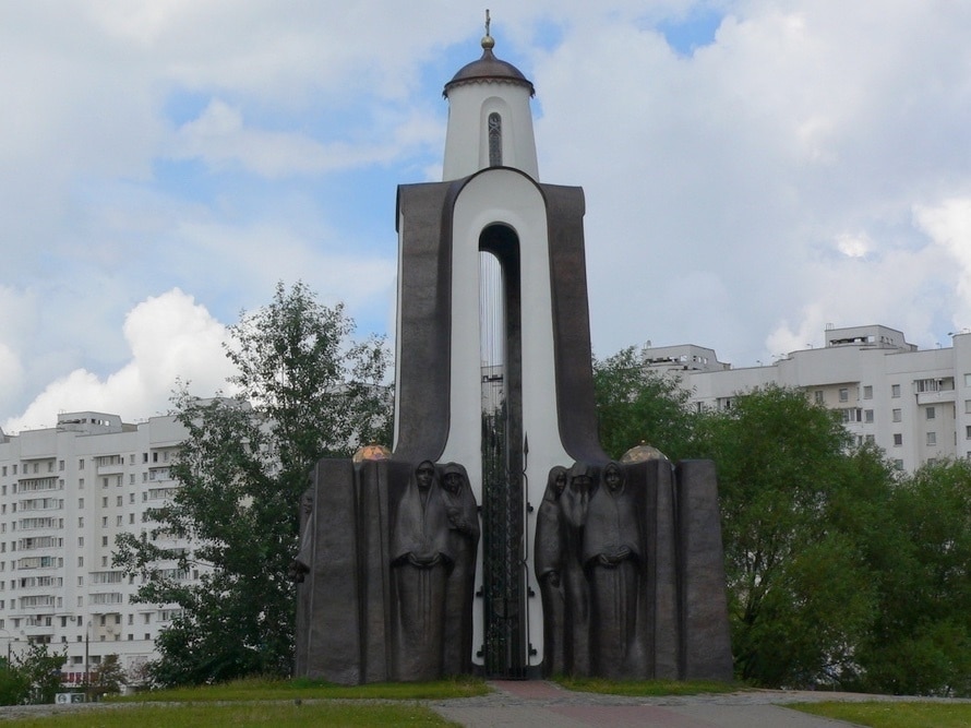 The Island of Courage and Sorrow (also known as the Island of Tears, a small footbridge leads from the Trinity to the Island of Tears, a memorial commemorating Soviet soldiers from Belarus who died in the decade-long war with Afghanistan between 1979 and 1989. The centrepiece is the chapel, with haunting figures of grieving mothers, sisters and widows at its base. A nearby fountain features the boy-like figure of an angel, rigged up to cry teardrops. You may notice that a certain part of his anatomy is shinier than the rest. This is explained by the tradition of newlyweds visiting war memorials on their wedding day, and a modern folk belief that if the bride gropes this poor young lad’s privates she’ll be guaranteed children.