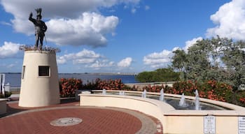 Statue of Juan Ponce de Leon (1460?-1521), who was a Spanish explorer and soldier who was the first European to set foot in Florida. He also established the oldest European settlement in Puerto Rico and discovered the Gulf Stream