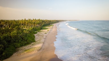 The most pristine, beautiful, untouched beach you'll find. Not a soul in sight. #LifeAtExpedia#beaches