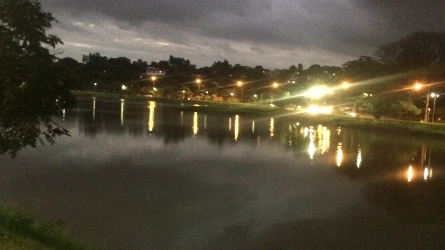 Pampulha area: this place is used for a sort of people to run... There is a nice view