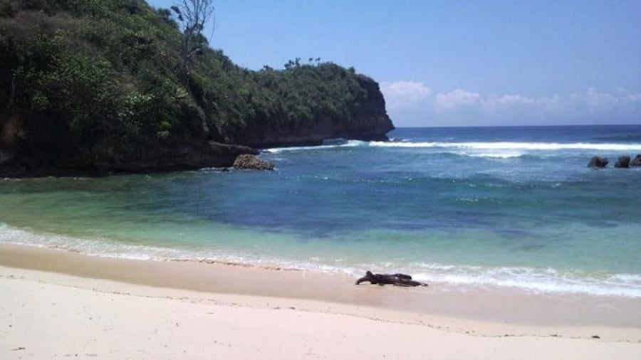 Pantai Bajulmati