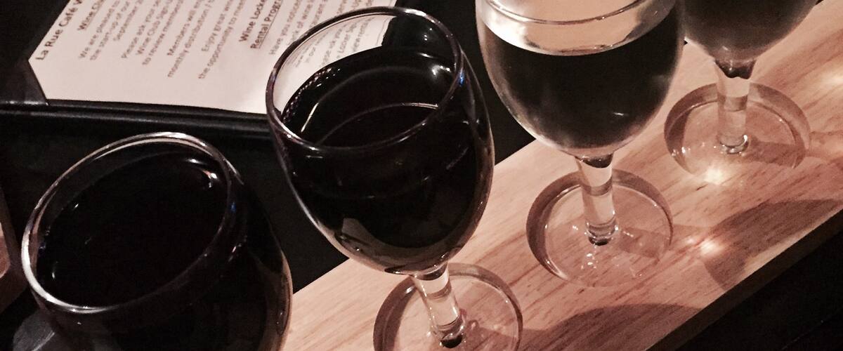 Wine and beer tasting at La Rue wine bar in La Quinta Palm Desert area  #delicious  they had live music too!