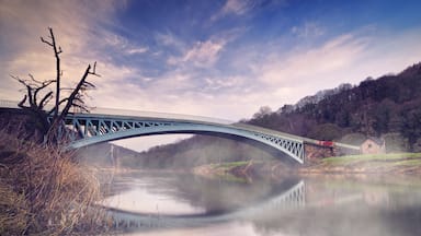 Awesome iron bridge spanning the river Wye on the England/Wales border.
Best for wide angled morning shots in soft light, misty river really adds to the atmosphere 