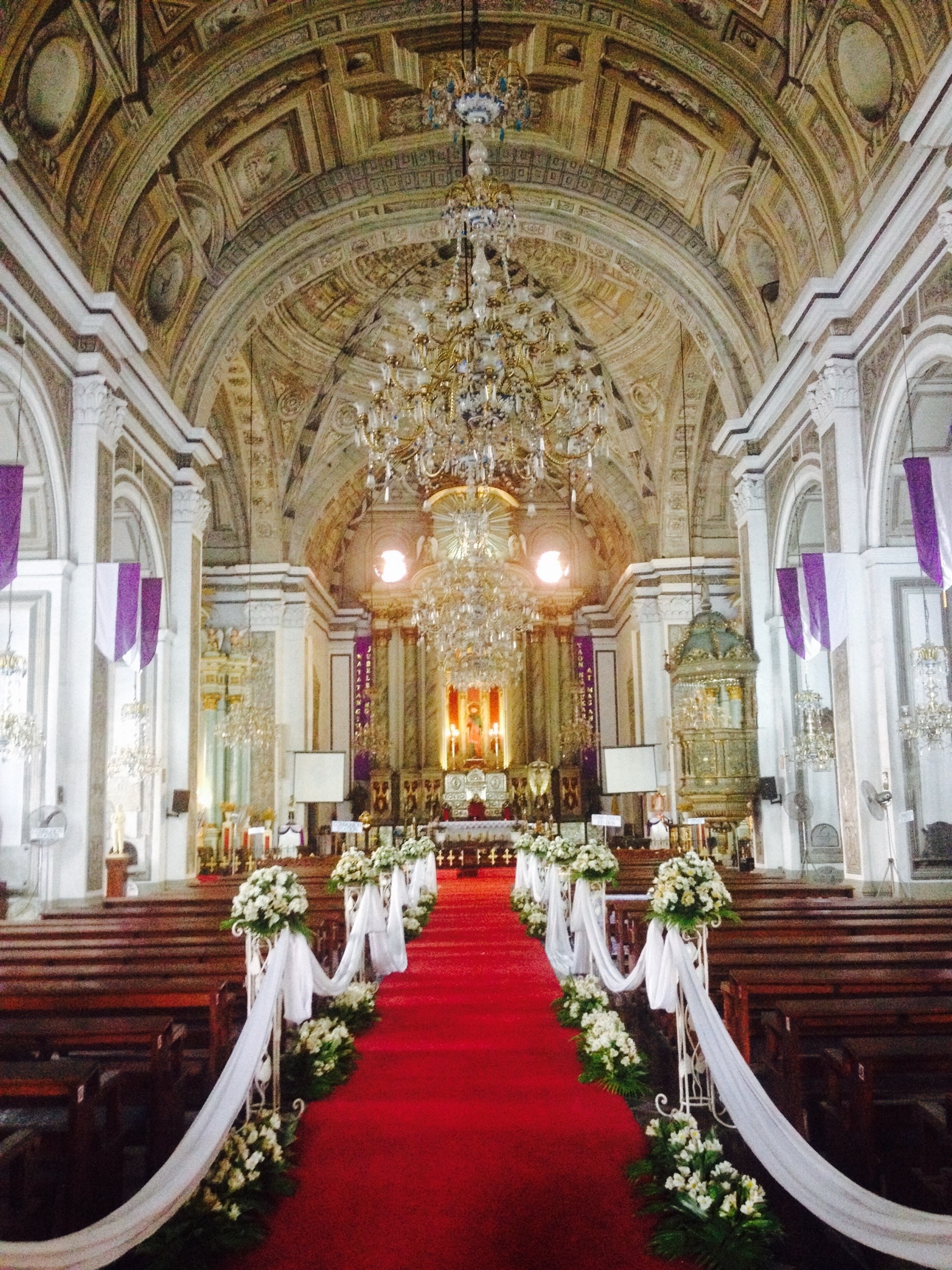 San Agustin Church in Intramuros Expedia.co.uk