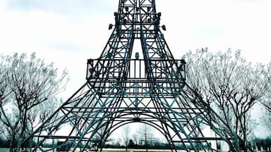 Did you know Texas has an Eiffel Tower?  Yes, and it’s in Paris as well...  Paris, TX.