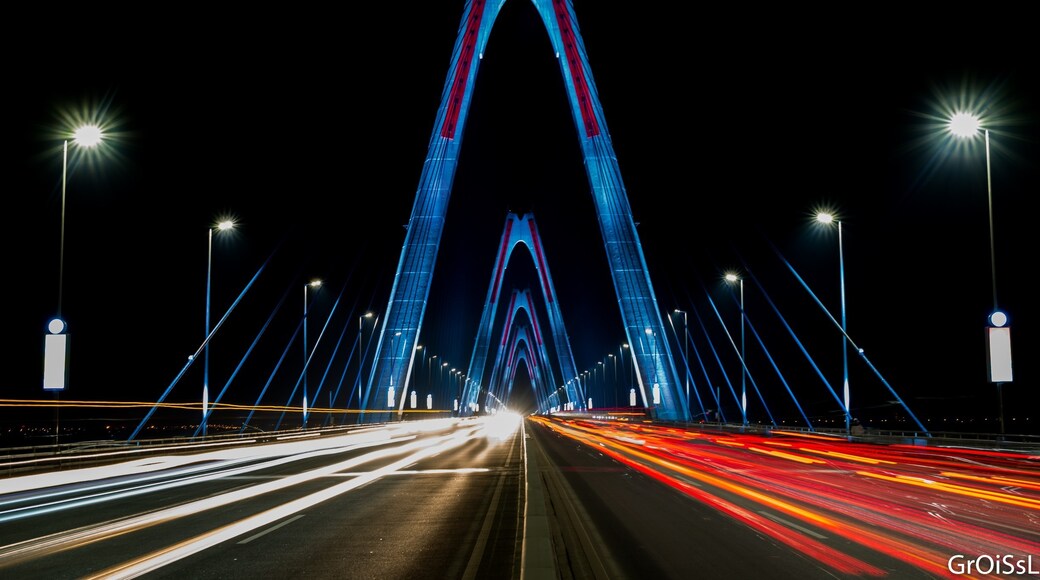 Cầu Nhật Tân, Hà Nội, Việt Nam