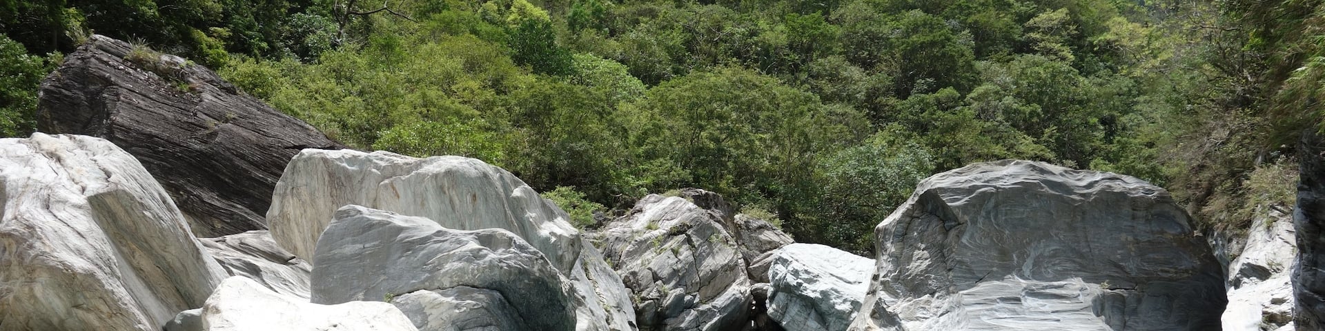 Natural pool in crystal clear water! Best place to cool down in summer.