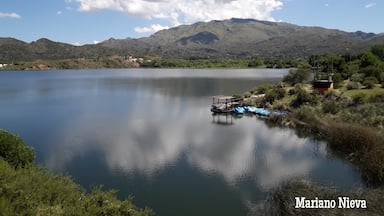 Lago de Potrero de los Funes, San Luis, Argentina.