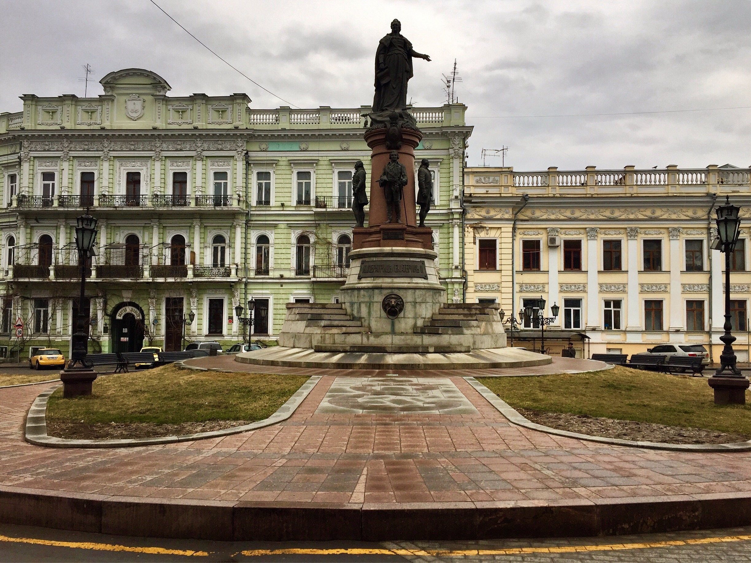 Odessa, Ucraina - 9 novembre 2021: Vetrina con porridge istantaneo