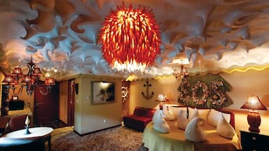 #TroveOnTuesday if you are looking a unique place to stay and get away from it all- check out the Roxbury Motel in Roxbury, NY. Deep in the Catskills, this wacky in a great way hotel features individual rooms with a far out theme. We stayed in “Mary Ann’s Creampie” based on everyone’s favorite brunette from Gilligans Island (and our guess is the double entendre isn’t an accident). Big thumbs up 