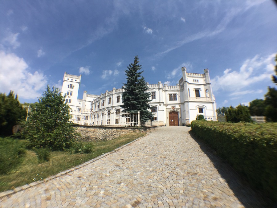 Chateau Novy Svetlov is a nice and quiet place.