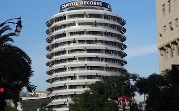 할리우드 캐피톨 레코드 타워 근처 인기 호텔, ₩152,577부터 시작하는 호텔 예약 | Hotels.com 할리우드 캐피톨 레코드 타워 근처 인기 호텔, ₩152,577부터 시작하는 호텔 예약 | Hotels.Com