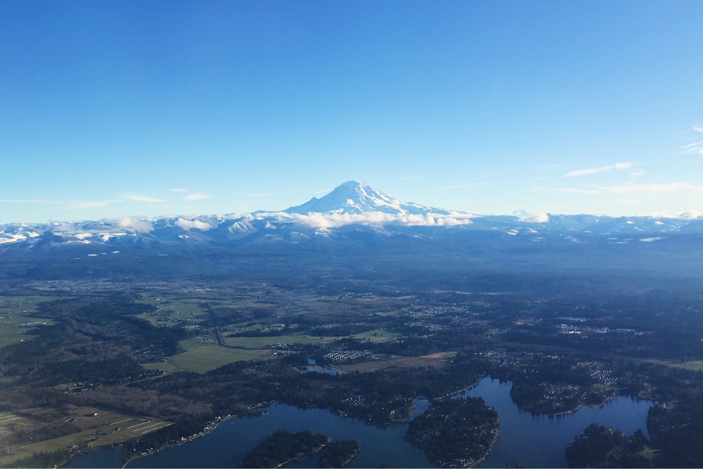 Shot of #MountRainier from the plane #lifeatexpedia