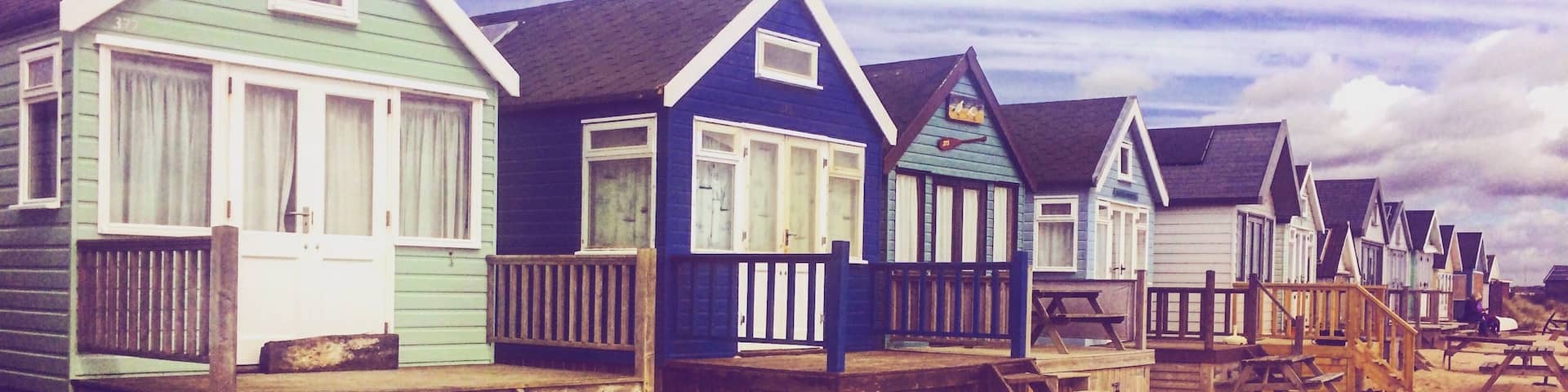 A long walk around Christchurch all the way out to Mudeford and then the ferry back...,perfect.
#green #england #takeahike