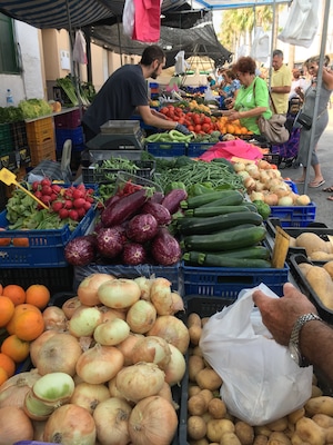 Spanish good market with array of natures colours 💕