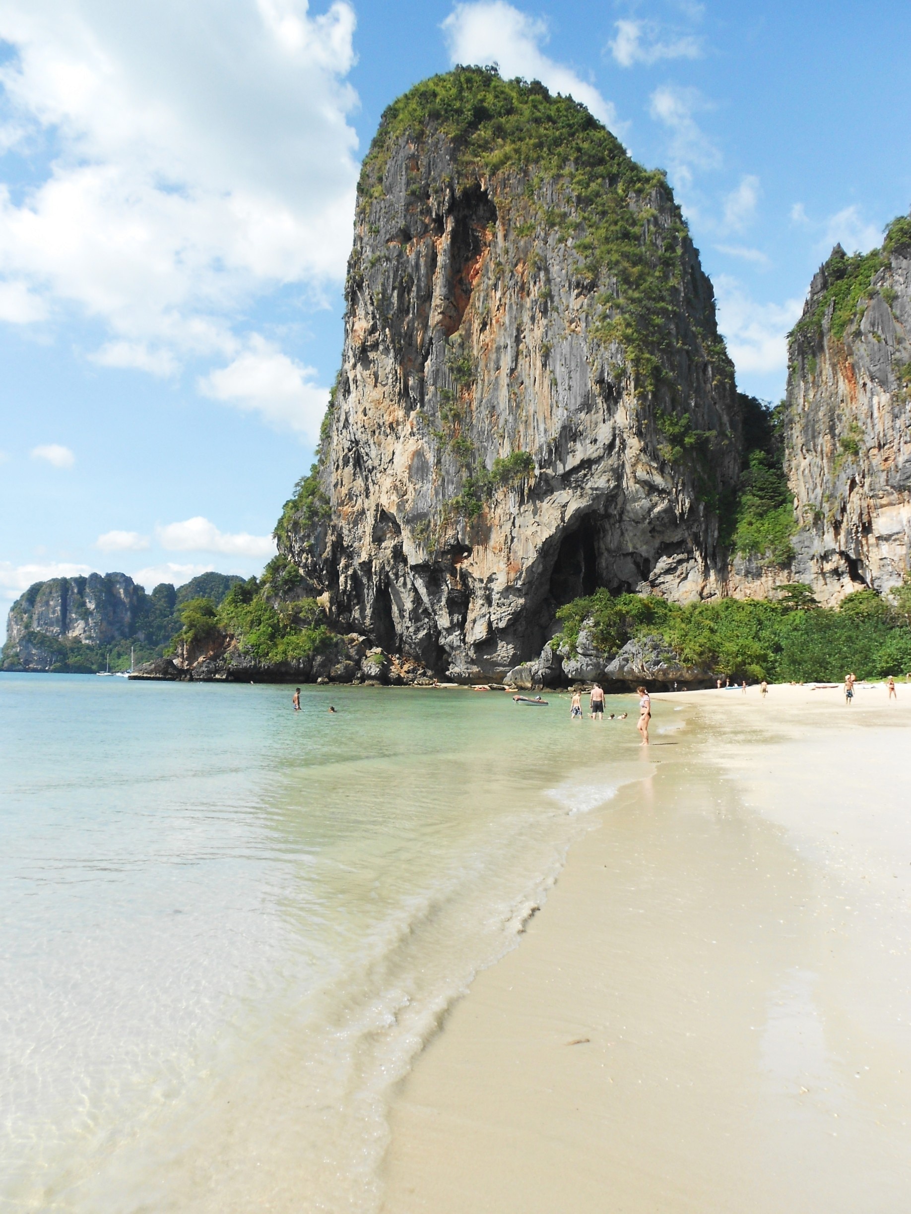 Limestone cliffs and spectacular scenery on Railay Beach