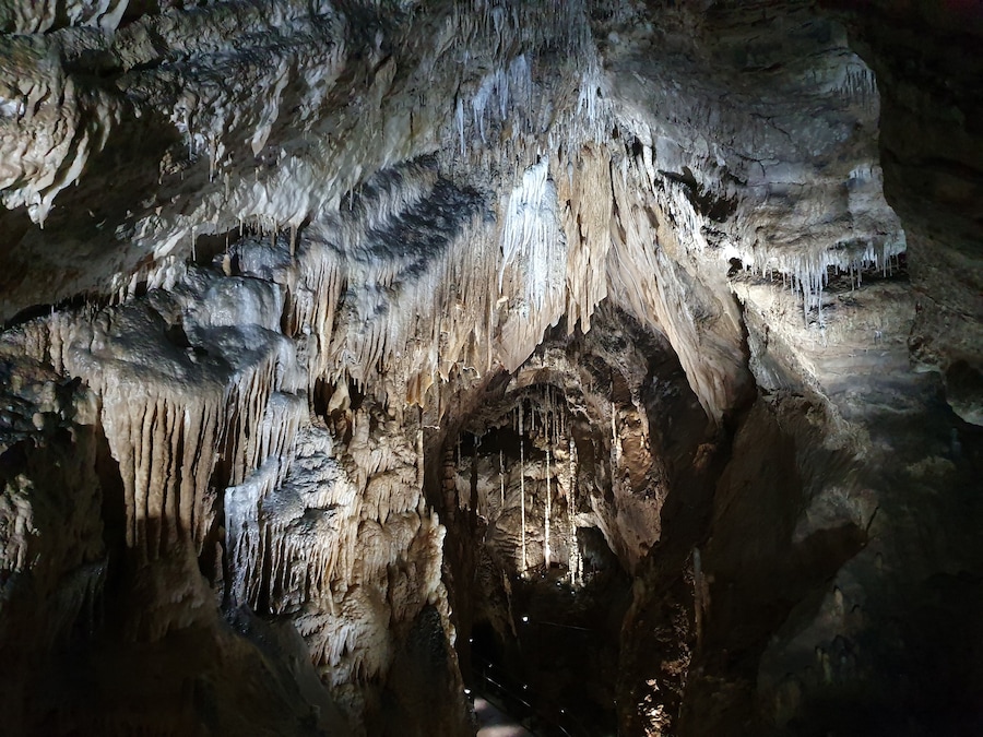 A picture shot in the cave nearby. Really beautiful scenes!