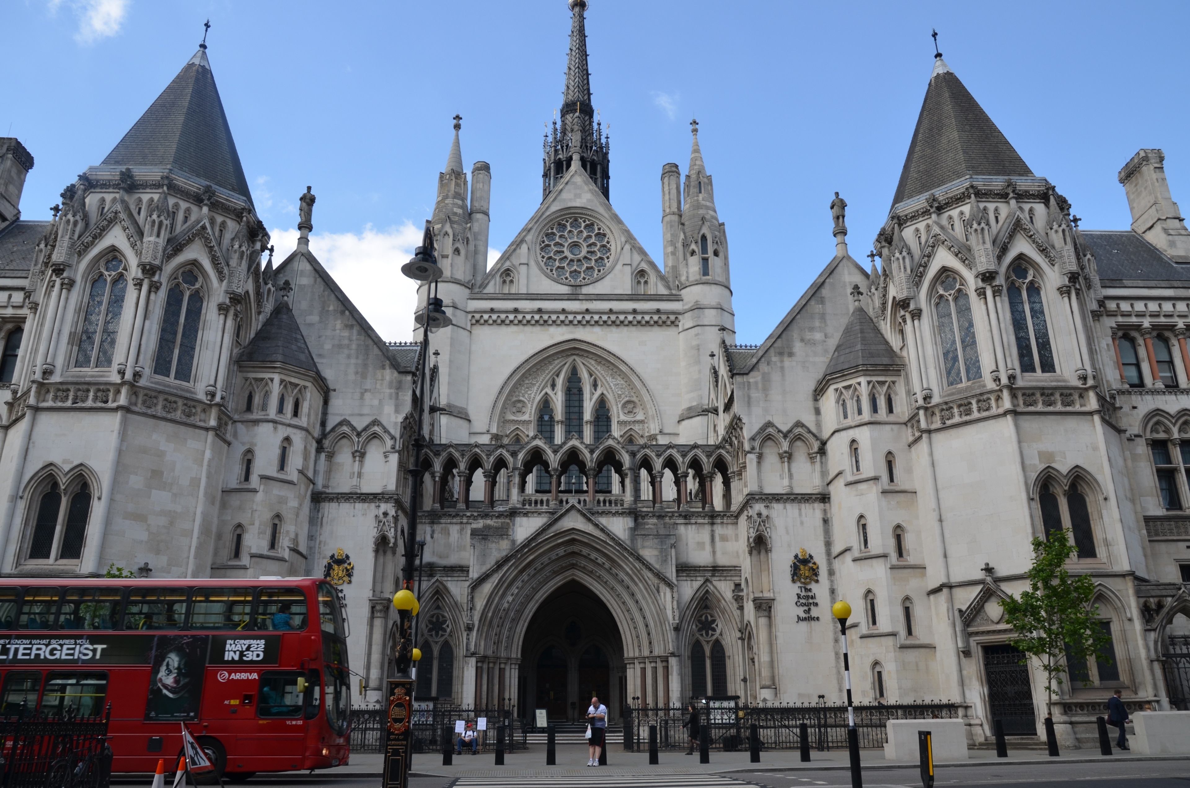 royal courts justice visit
