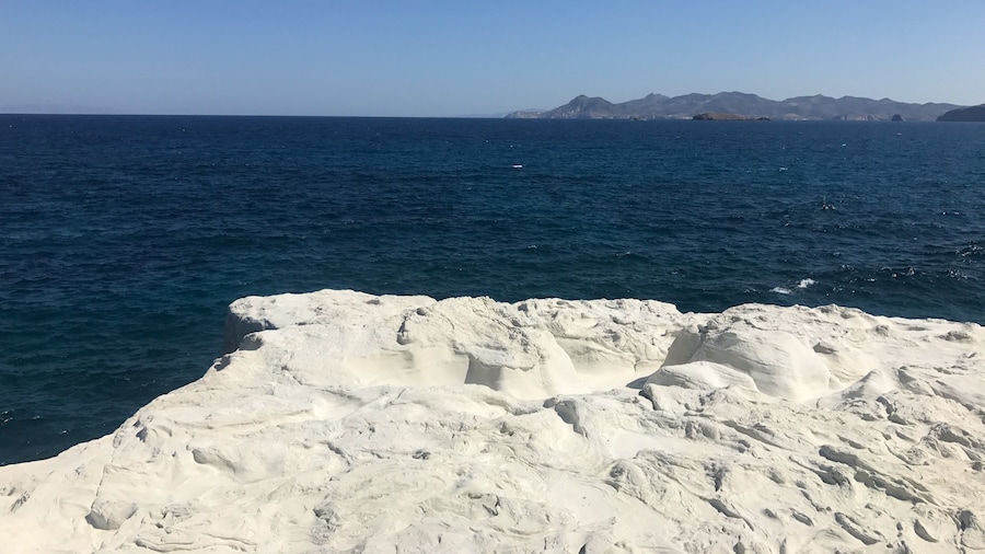 Sarakiniko Beach
