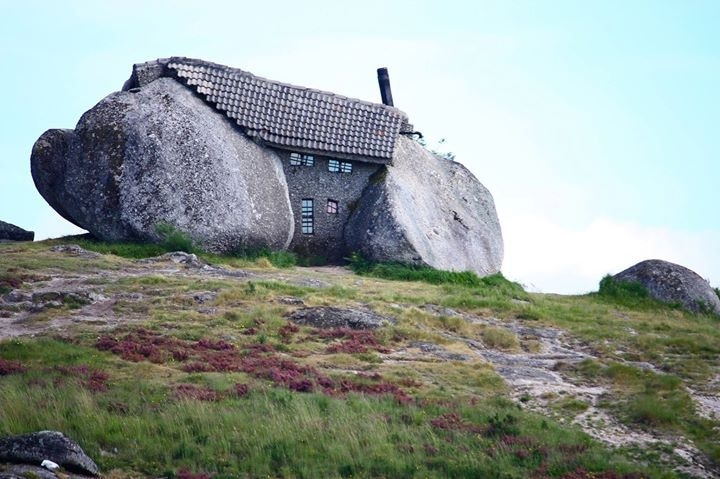 Casa do Penedo
Pereira - Fafe
Portugal