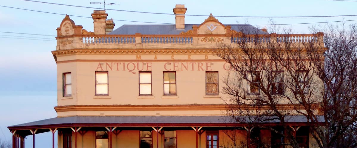 This town is in the geographical centre of Victoria and its various eras of history are evident everywhere.