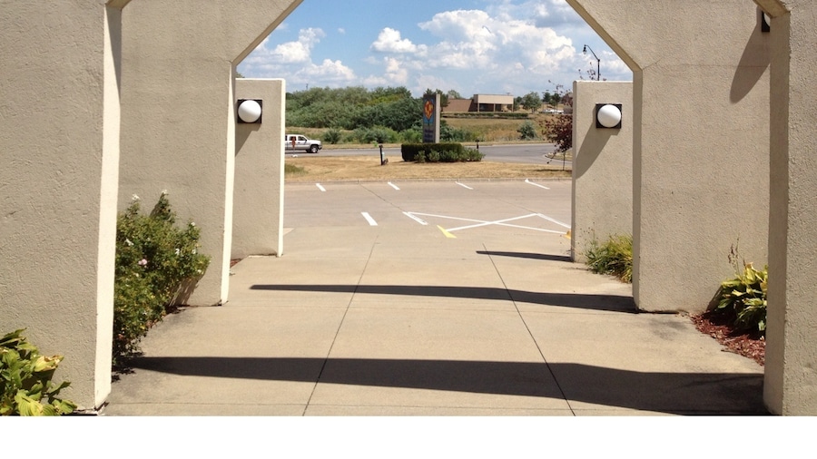 Standing at the front entrance of the National Hot Air Balloon Museum.