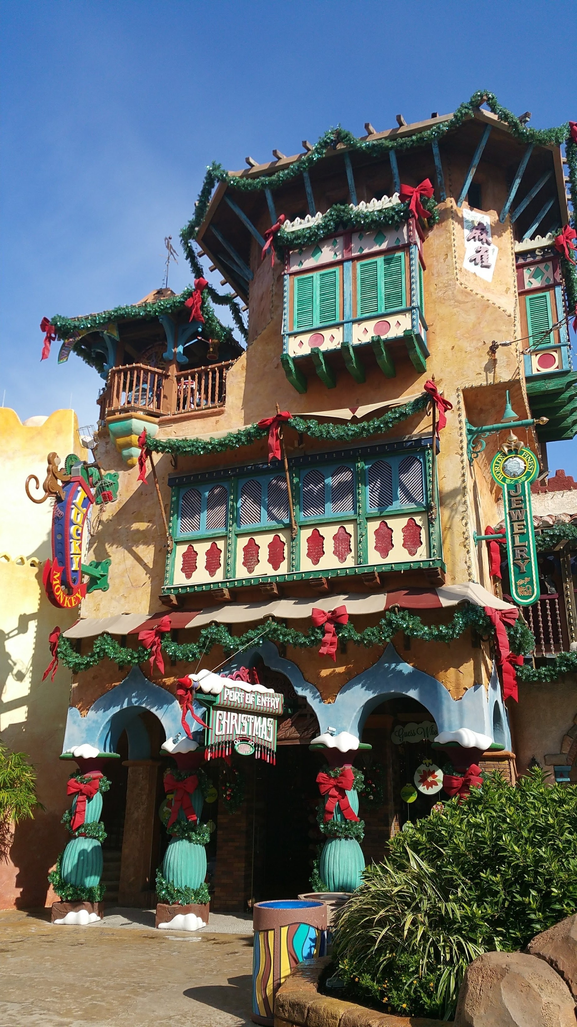 Port of Entry at Universal's Islands of Adventure