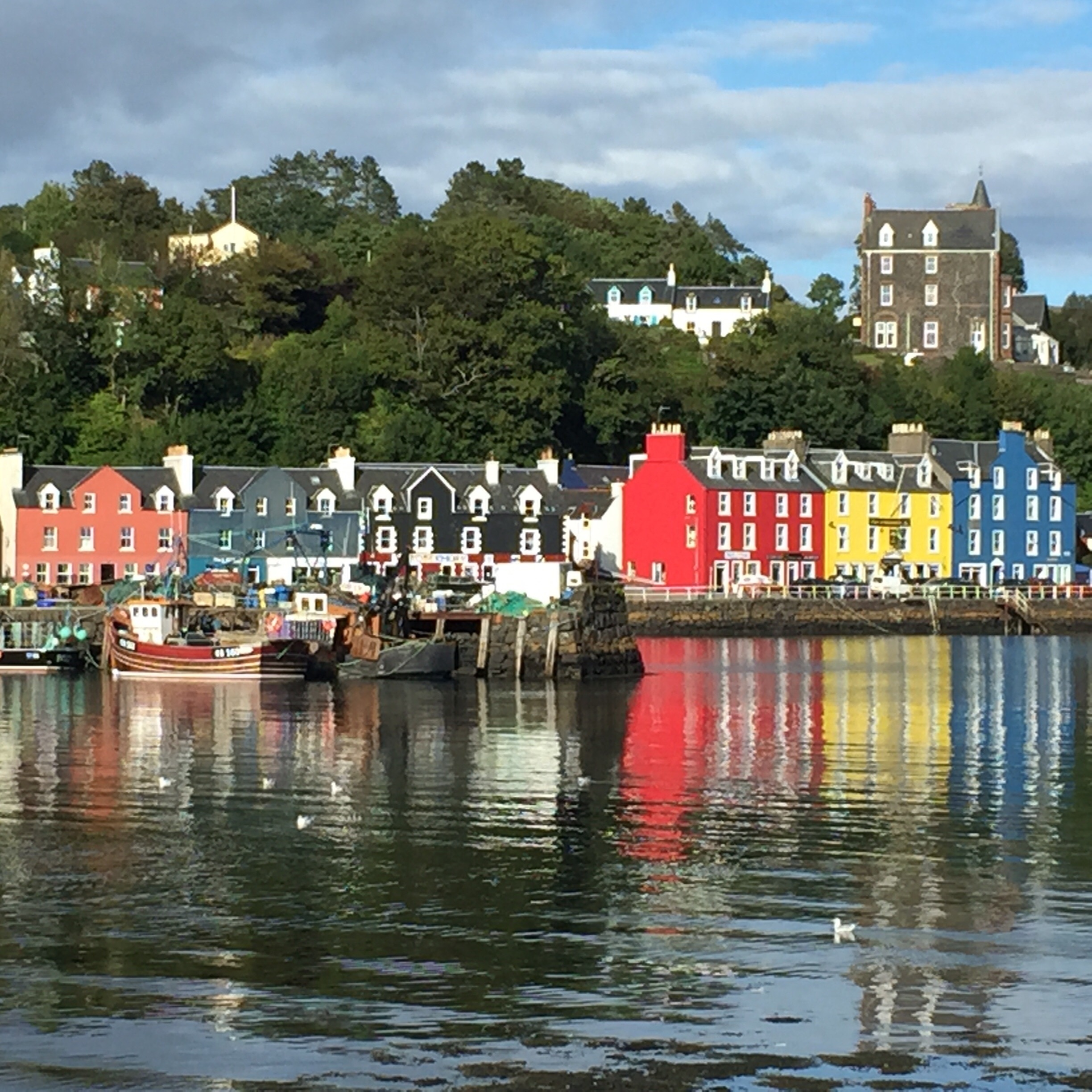 Pet friendly Tobermory, Isle of Mull holiday rentals & homes from £ 80