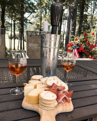 Keswick Vineyards is one of the wineries located at the Monticello Wine Trail. It’s another great winery located in Charlottesville, VA. I am not a big fan of rose, but their latest rose has a great taste. #trovember #foodie #wine
