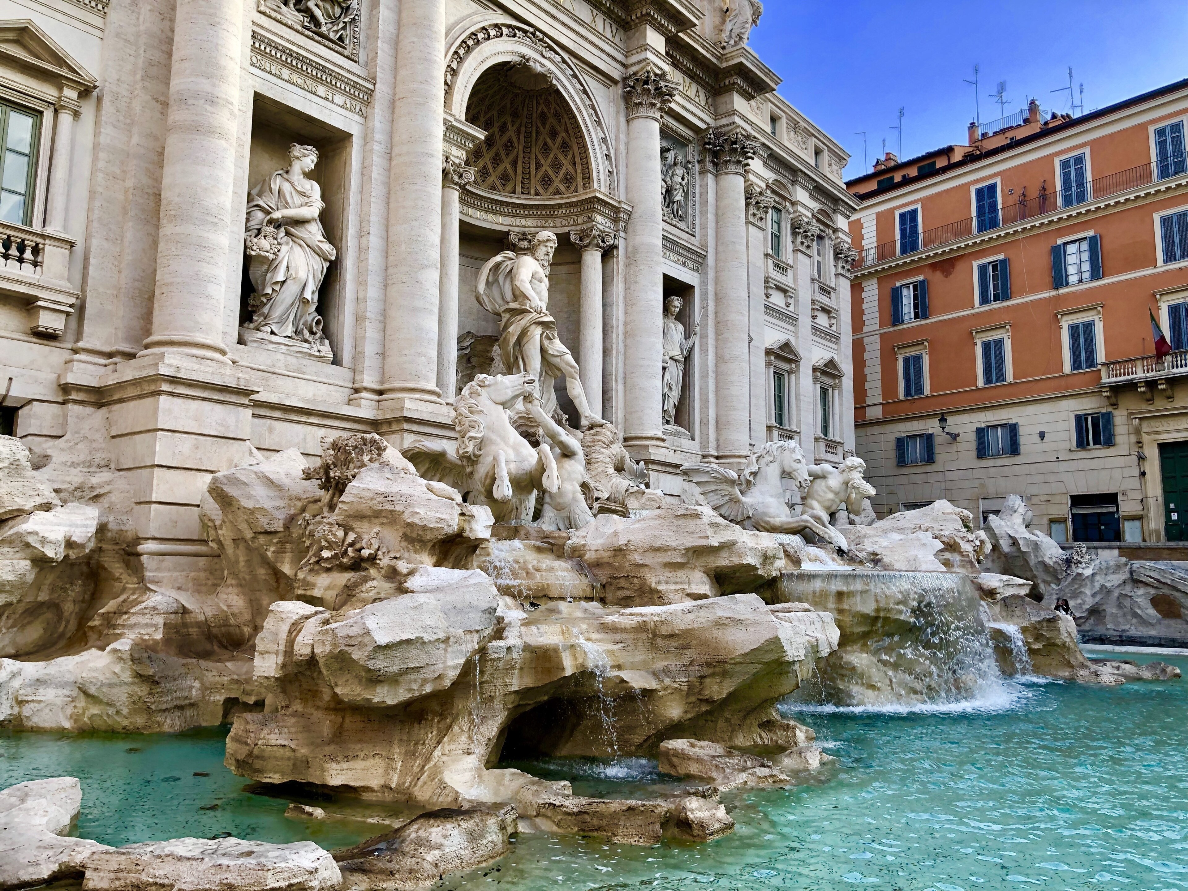 Italy Opens Free, 24-Hour Wine Fountain