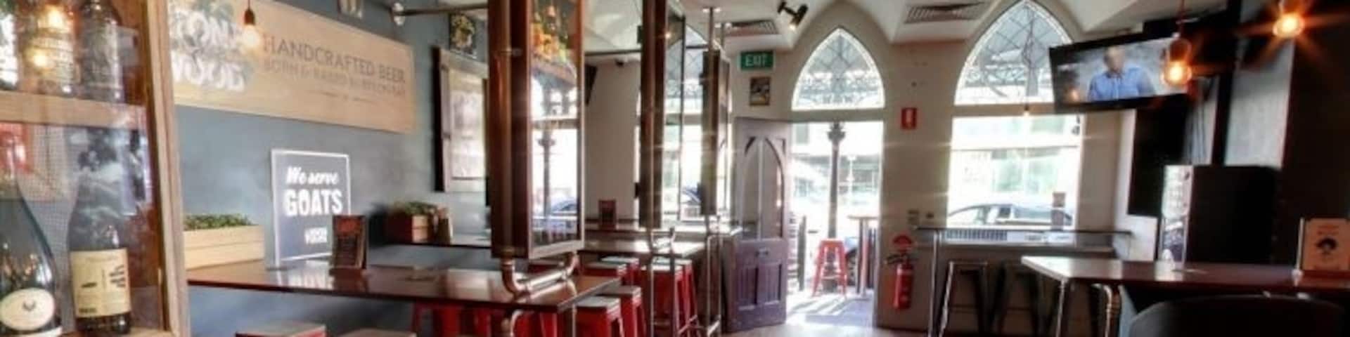 A venue perfect for after work drinks, catching up with friends and casual gatherings.
A must for beer lovers: http://beerdeluxe.com.au/hawthorn/menu/