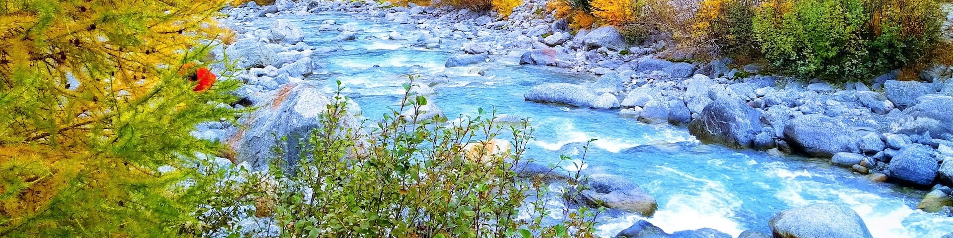 While hiking my way to Morteratsch Glacier!