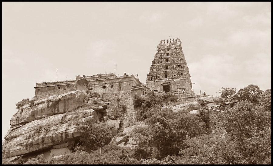 Yoga Narasimha Swamy temple, Melukote, Mandya, Karnataka