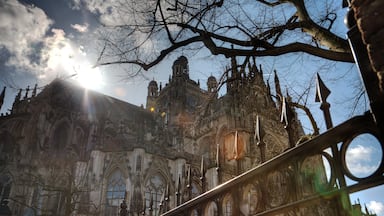 Side from St. Johns Cathedral Den Bosch/'s Herttogenbosch #church #hdr #sun #Cathedral