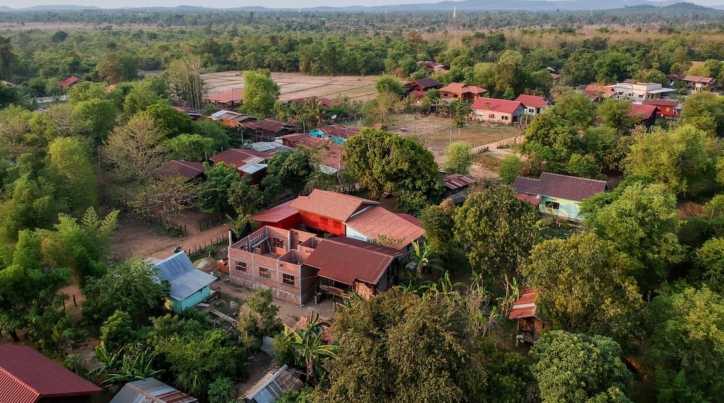 Khinak, Champasak Province, ลาว