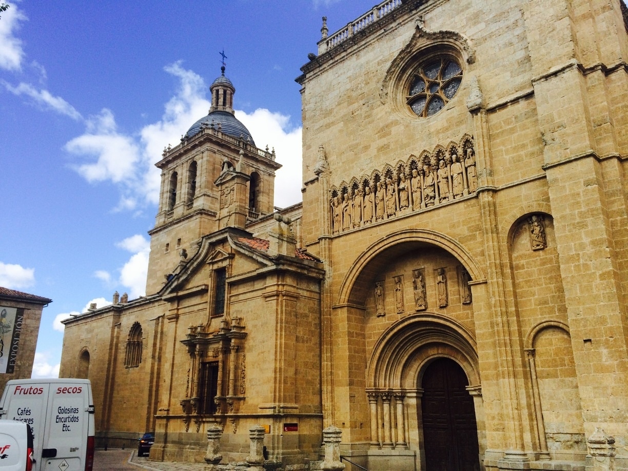 サンタ マリア大聖堂 シウダード ロドリゴ旅行 エクスペディア