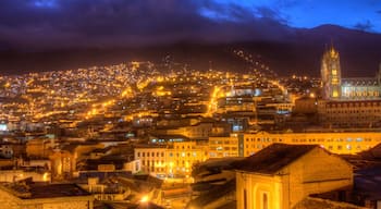 Quito @ night