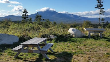 View of Mt Katahdin from the loop road