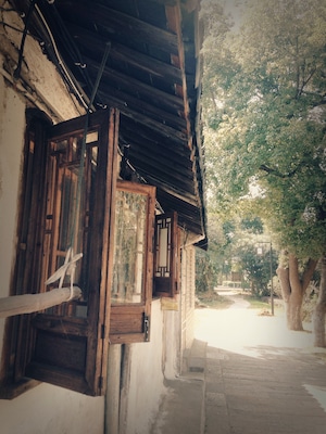 Gorgeous town
With origin style