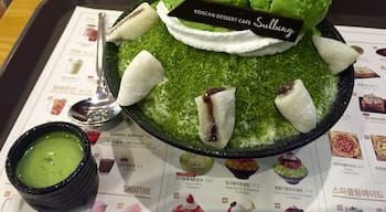 Korean version of saved ice... my new favorite dessert!! Many amazing and delicious takes on this dessert, if visiting Korea, don't miss Sulbing dessert cafe!!!