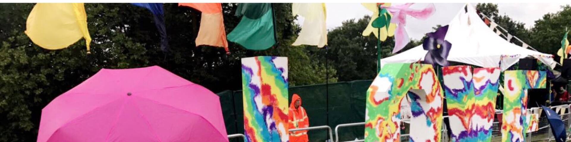 My love for you is huge #baby #love #park #cantlivewithouther #alexandrapark #woodgreen #traveller #travelling